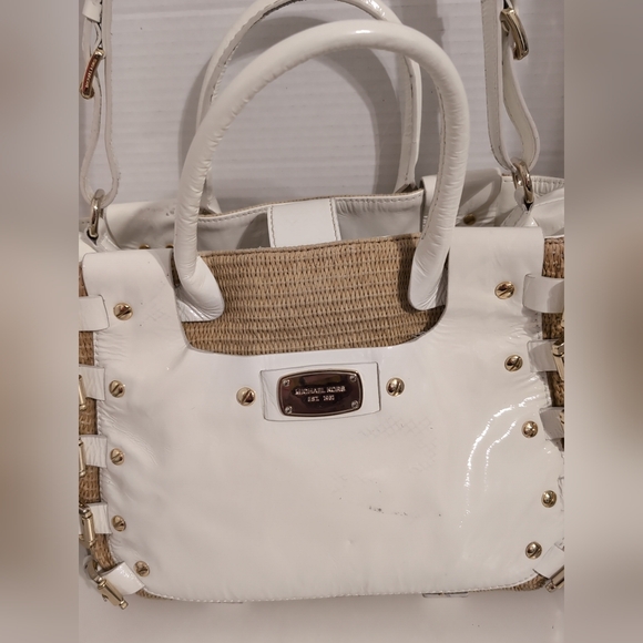 Michael Kors White Patent Leather &‎ Beige Raffia Buckled Hobo Bag - Picture 2 of 16